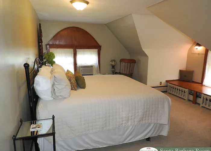 Garden Bed & Breakfast Champaign