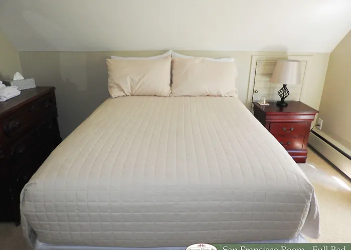 Garden Bed & Breakfast Champaign