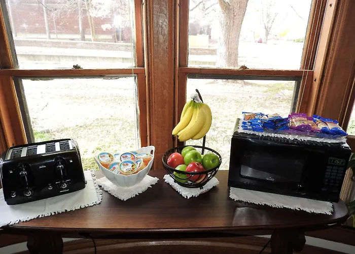 Garden Bed & Breakfast 3*