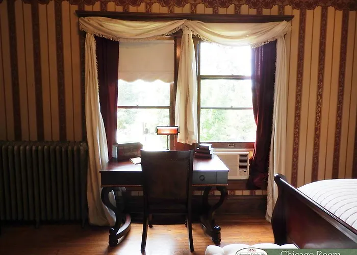 Bed & Breakfast Garden Champaign